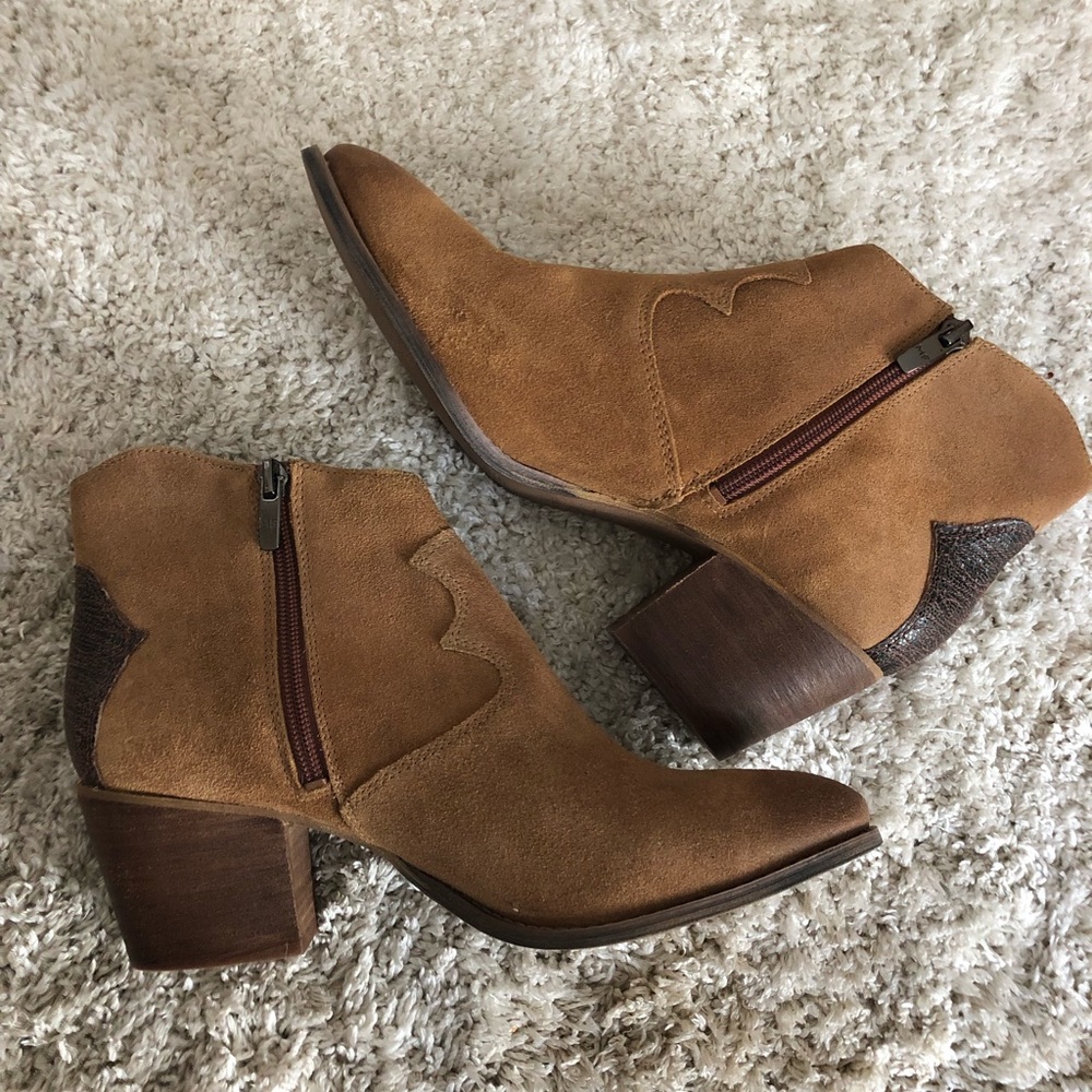 Marc Fisher Bootie. - image 2